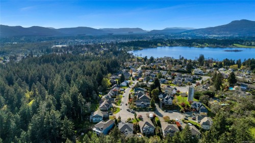 1694 Eagle View Pl, Duncan, BC 