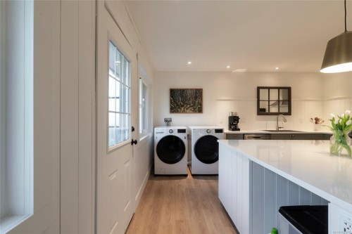 323 Masters Rd, Victoria, BC 