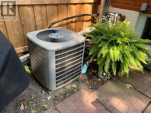 A/C - 3498 Ashcroft Crescent, Mississauga, ON -  Photo Showing Other Room