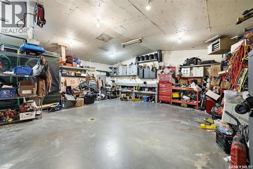 78 Straub Crescent, Regina, SK - Indoor Photo Showing Garage