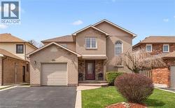 284 DELANCEY Boulevard  Hamilton, ON L9B 1Y9