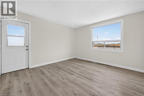 4049 Highway 6, Hamilton, ON - Indoor Photo Showing Other Room