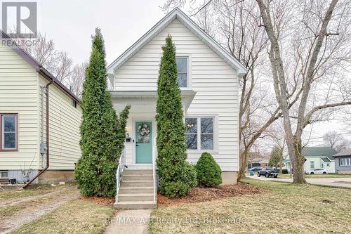 25 ASH STREET  Stratford, ON N5A 1M5