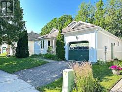 45 PINE RIDGE GATE E Gravenhurst (Muskoka (S)), ON P1P 1Y4