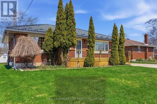 19 TAMARACK AVENUE  St. Catharines (Bunting/Linwell), ON L2M 3B8