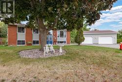 2 ARMSTRONG PLACE North Dundas, ON K0C 1H0