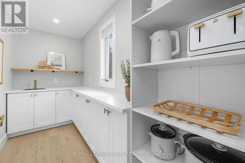 1386 Johnston Drive, Ottawa, ON - Indoor