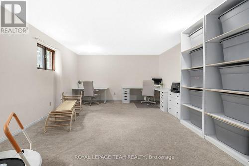 1386 Johnston Drive, Ottawa, ON - Indoor