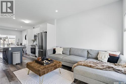 421 L Avenue S, Saskatoon, SK - Indoor Photo Showing Other Room