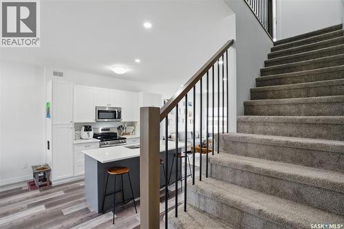 421 L Avenue S, Saskatoon, SK - Indoor