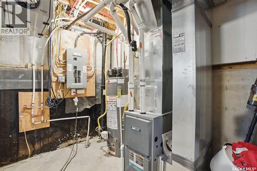 421 L Avenue S, Saskatoon, SK - Indoor Photo Showing Basement