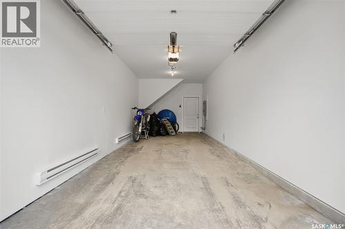 421 L Avenue S, Saskatoon, SK - Indoor