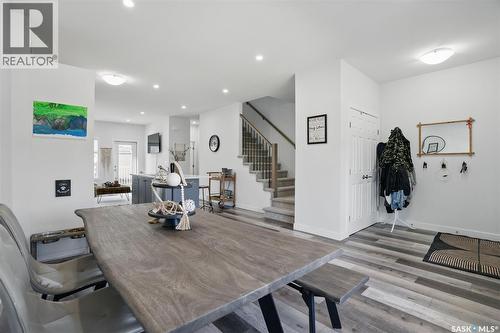 421 L Avenue S, Saskatoon, SK - Indoor Photo Showing Dining Room