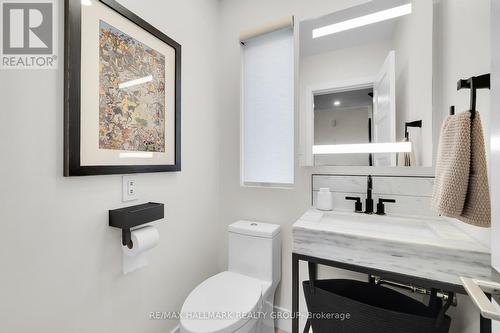 1976 Lenester Avenue, Ottawa, ON - Indoor Photo Showing Bathroom