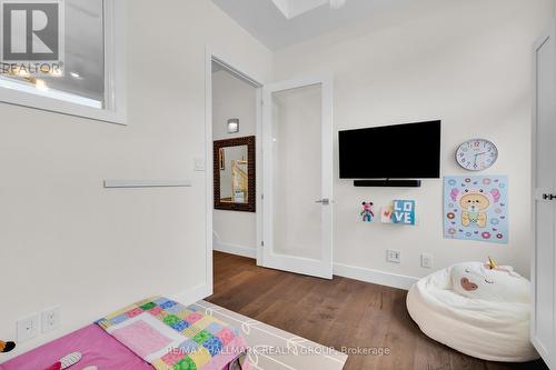 1976 Lenester Avenue, Ottawa, ON - Indoor Photo Showing Bedroom