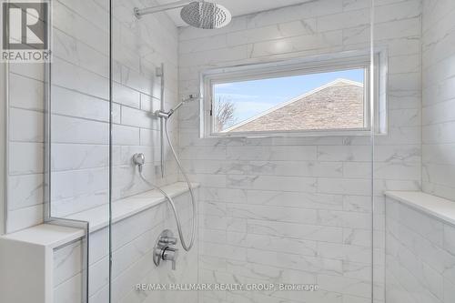 1976 Lenester Avenue, Ottawa, ON - Indoor Photo Showing Bathroom