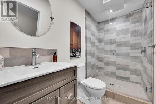1976 Lenester Avenue, Ottawa, ON - Indoor Photo Showing Bathroom