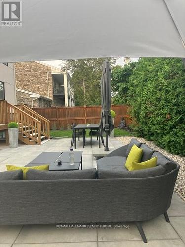 1976 Lenester Avenue, Ottawa, ON - Outdoor
