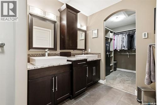 4127 Cumberland Road E, Regina, SK - Indoor Photo Showing Bathroom