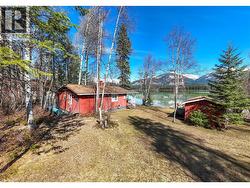 1415 Tie Lake Shore S Road  Jaffray, BC V0B 1T0