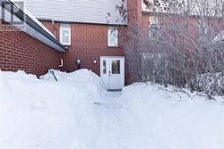 347 Woodland Avenue Lively, ON P3Y 1N2