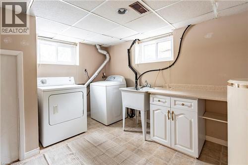 69 Lowrey Avenue N, Cambridge, ON - Indoor Photo Showing Other Room