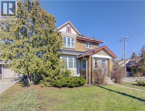 40 Union Street E, Waterloo, ON - Outdoor