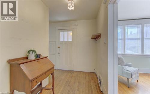 40 Union Street E, Waterloo, ON - Indoor Photo Showing Other Room