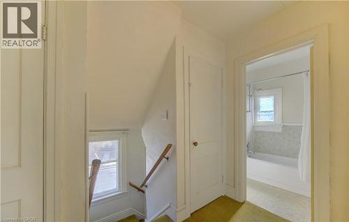 40 Union Street E, Waterloo, ON - Indoor Photo Showing Other Room