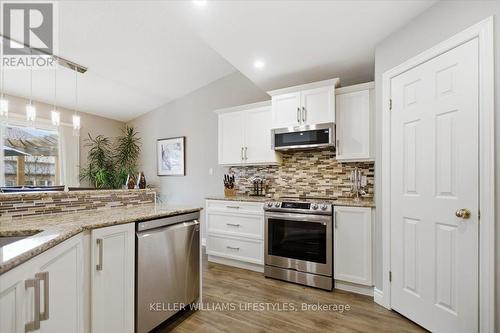 Dining room - 779 North Leaksdale Circle, London South (South U), ON - Indoor Photo Showing Kitchen With Upgraded Kitchen