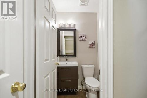 Powder room - 779 North Leaksdale Circle, London South (South U), ON - Indoor Photo Showing Bathroom