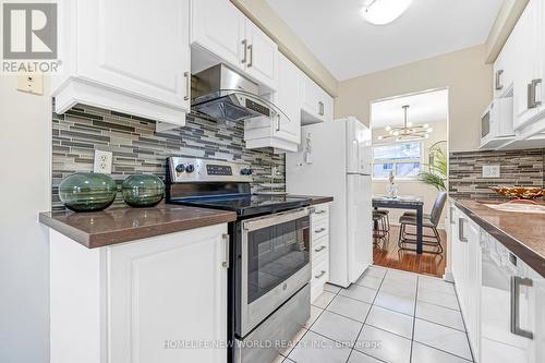 76 Bowman Way, Markham, ON - Indoor Photo Showing Kitchen