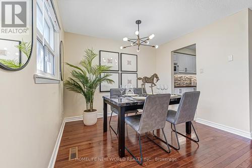 76 Bowman Way, Markham, ON - Indoor Photo Showing Dining Room