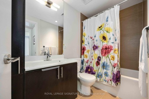 403-181 Wynford Drive, Toronto, ON - Indoor Photo Showing Bathroom