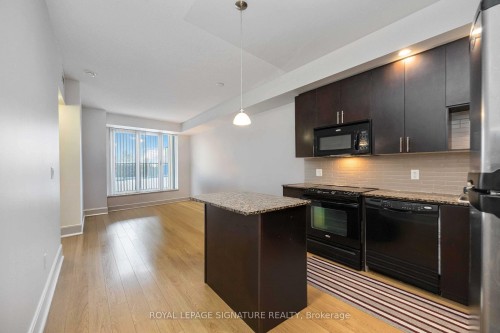 403-181 Wynford Drive, Toronto, ON - Indoor Photo Showing Kitchen