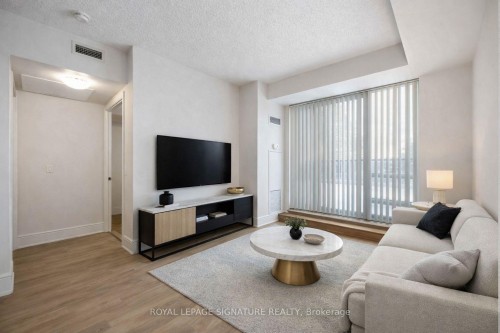 403-181 Wynford Drive, Toronto, ON - Indoor Photo Showing Living Room