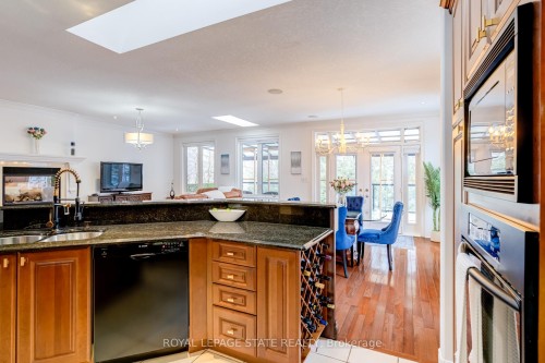 17 Mcnutt Street, Brampton, ON - Indoor Photo Showing Kitchen With Double Sink