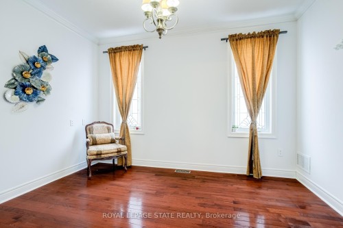 17 Mcnutt Street, Brampton, ON - Indoor Photo Showing Other Room