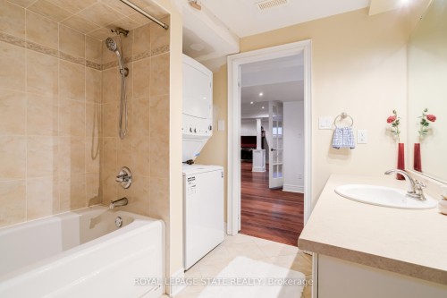 17 Mcnutt Street, Brampton, ON - Indoor