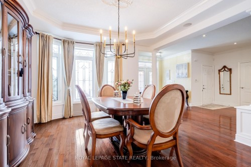 17 Mcnutt Street, Brampton, ON - Indoor Photo Showing Dining Room