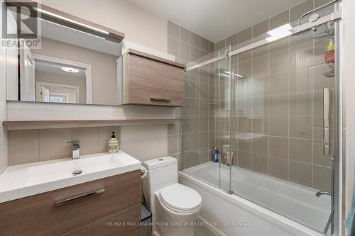 45 Robert Berry Crescent, King, ON - Indoor Photo Showing Bathroom