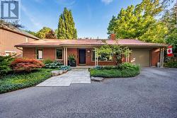 238 MILL STREET Richmond Hill, ON L4C 4B3