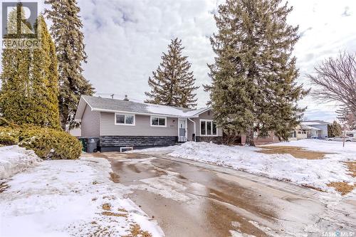 1701 Preston Avenue S, Saskatoon, SK - Outdoor With Facade
