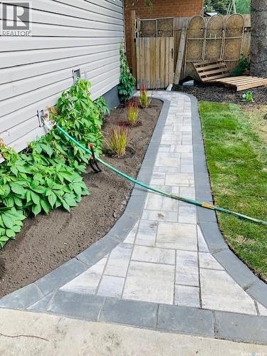 1701 Preston Avenue S, Saskatoon, SK - Outdoor