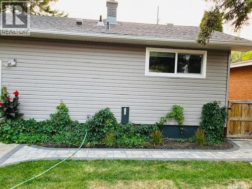 1701 Preston Avenue S, Saskatoon, SK - Outdoor