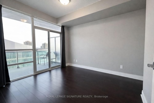 2704-16 Brookers Lane, Toronto, ON - Indoor Photo Showing Other Room