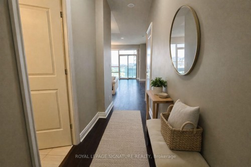 2704-16 Brookers Lane, Toronto, ON - Indoor Photo Showing Other Room