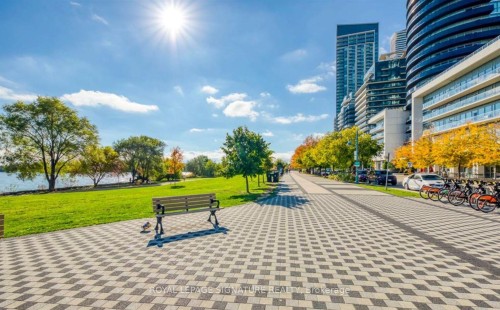 2704-16 Brookers Lane, Toronto, ON - Outdoor