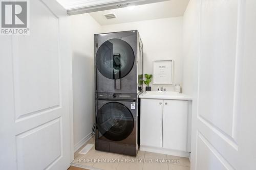 99 Baker Street, Thorold, ON - Indoor Photo Showing Laundry Room