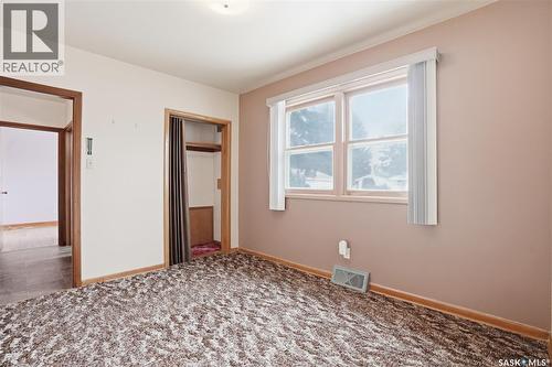 2204 York Avenue, Saskatoon, SK - Indoor